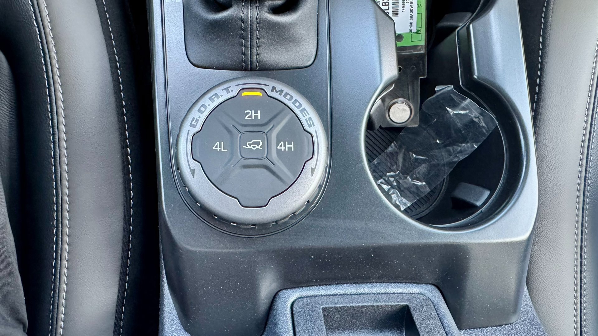 2025 Ford Bronco Outer Banks photo 17