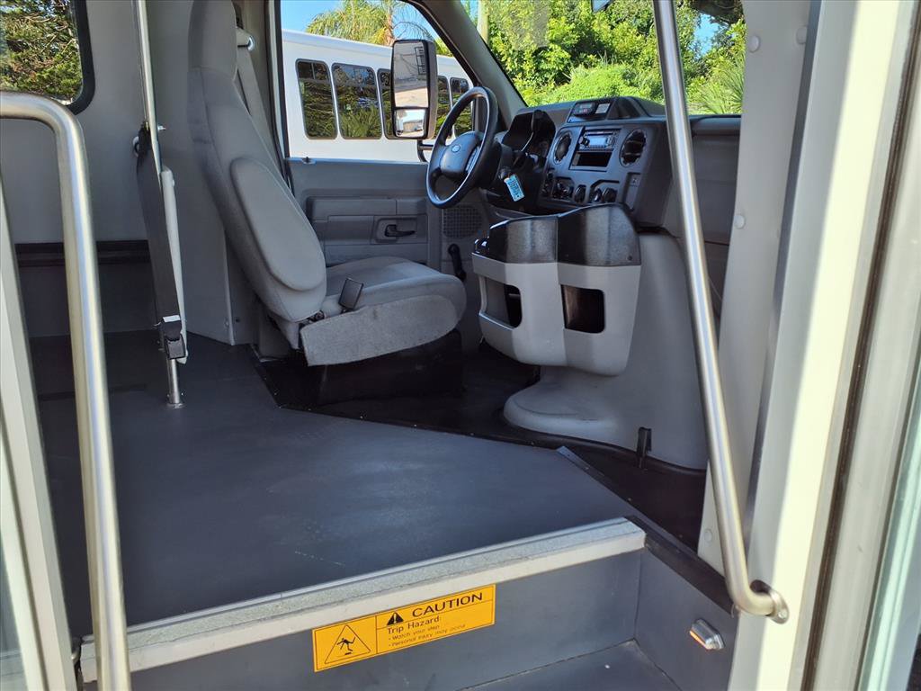 2016 Ford E-Series Cutaway Base - Photo 14
