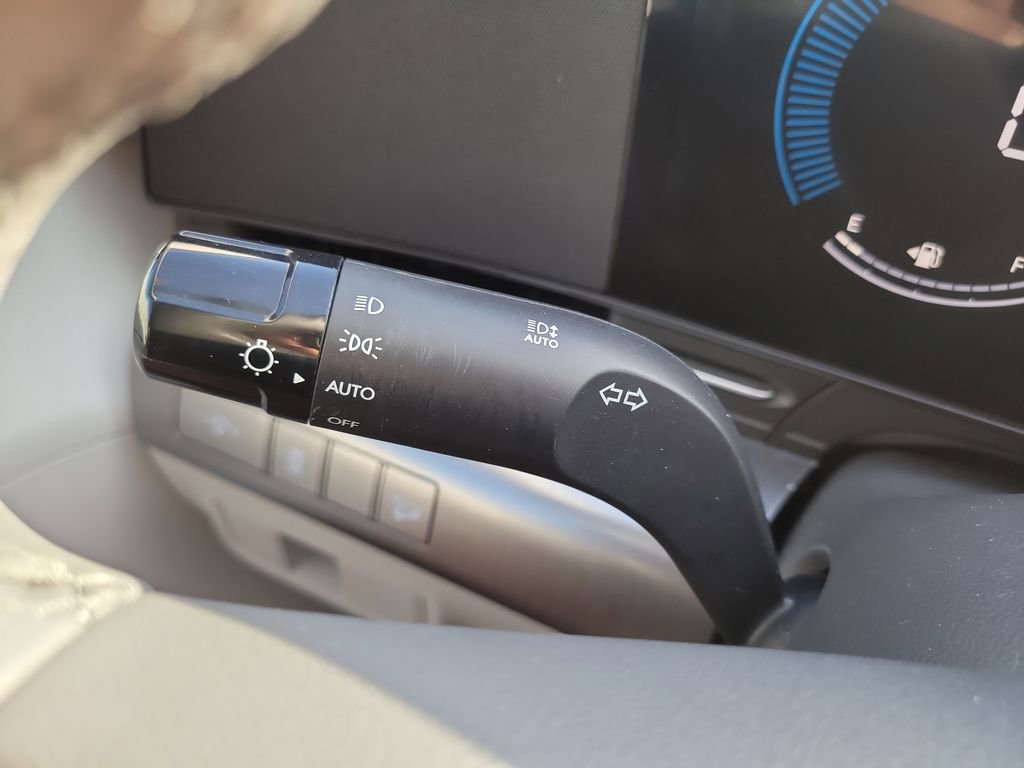 2025 Hyundai Kona SEL photo 24