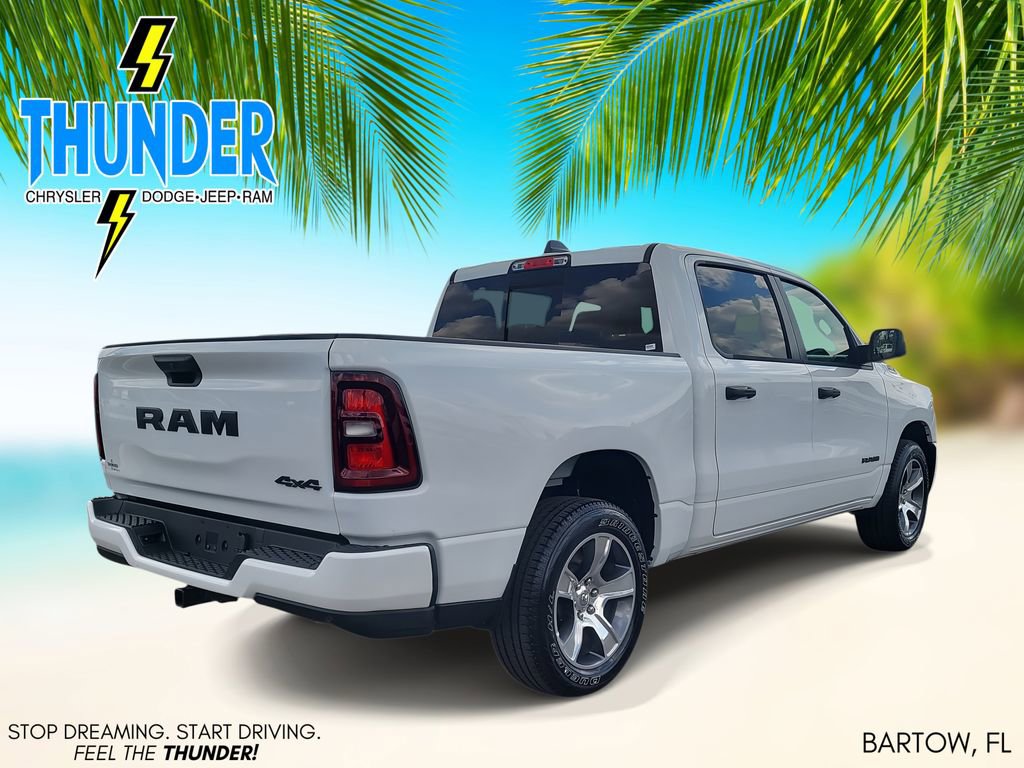 2025 Ram 1500 Tradesman photo 3