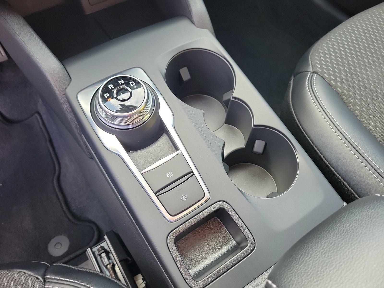 2026 Ford Escape Plug-in hybrid PHEV - Photo 28