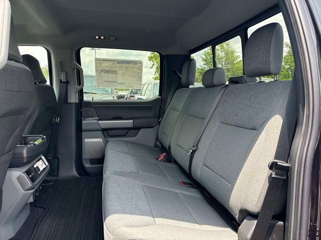 2025 Ford F-150 XLT - Photo 8