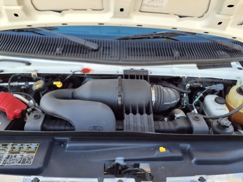 2016 Ford E-Series Cutaway Base - Photo 31