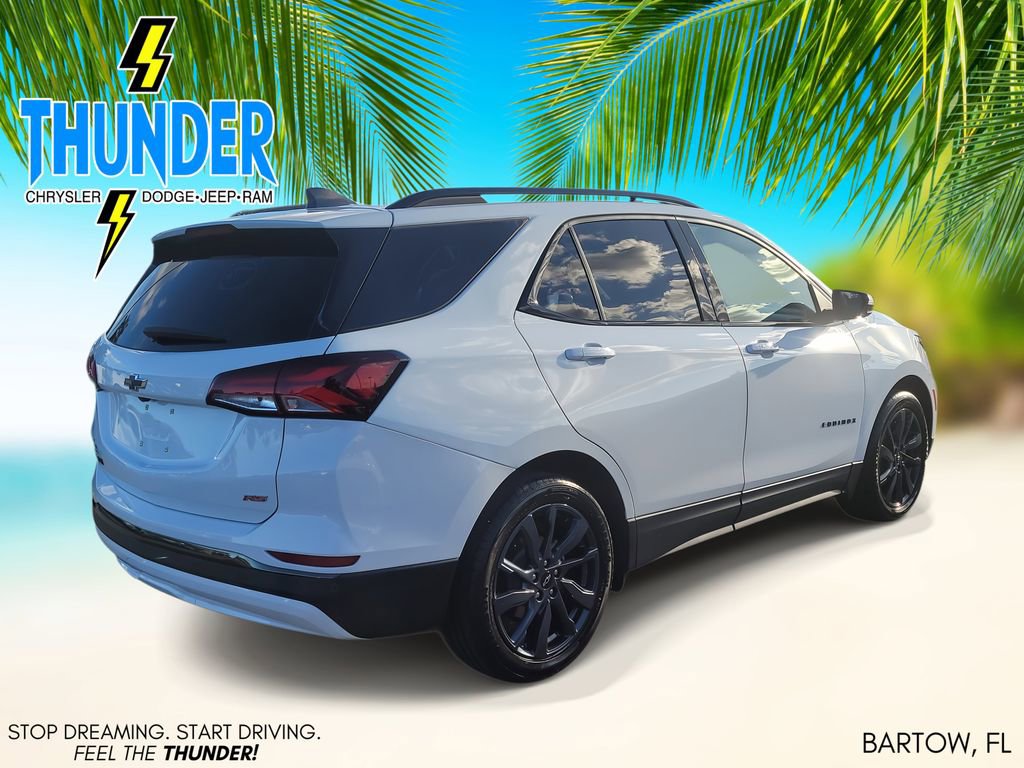 2022 Chevrolet Equinox RS photo 2