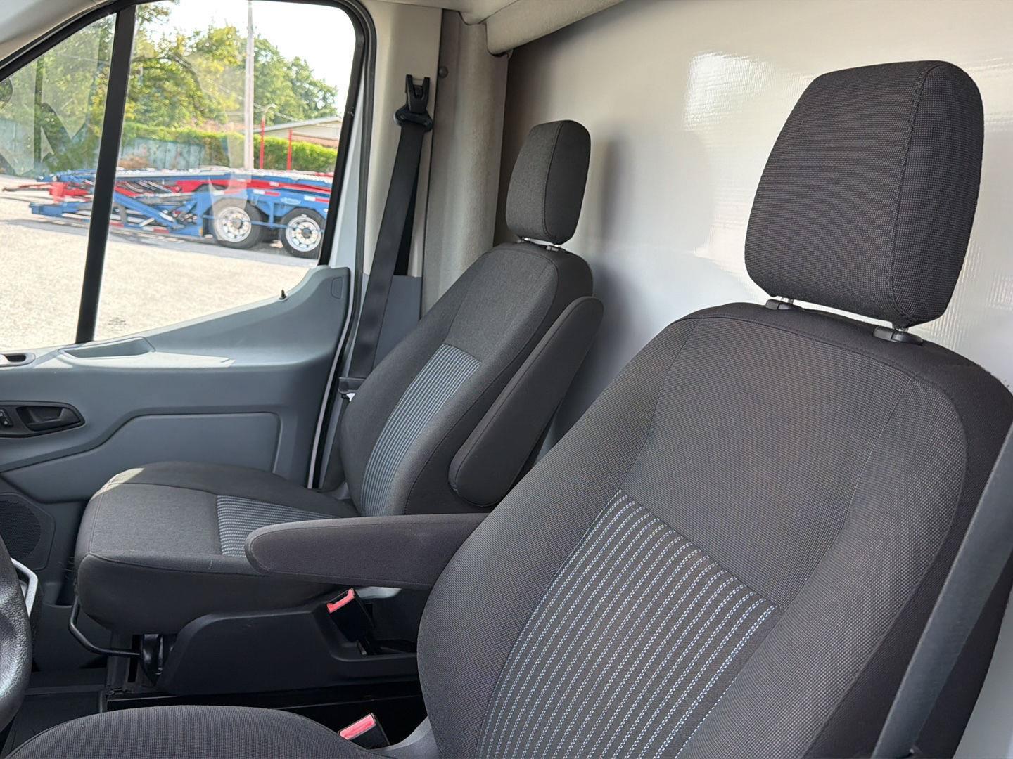 2018 Ford Transit Cutaway Base - Photo 21