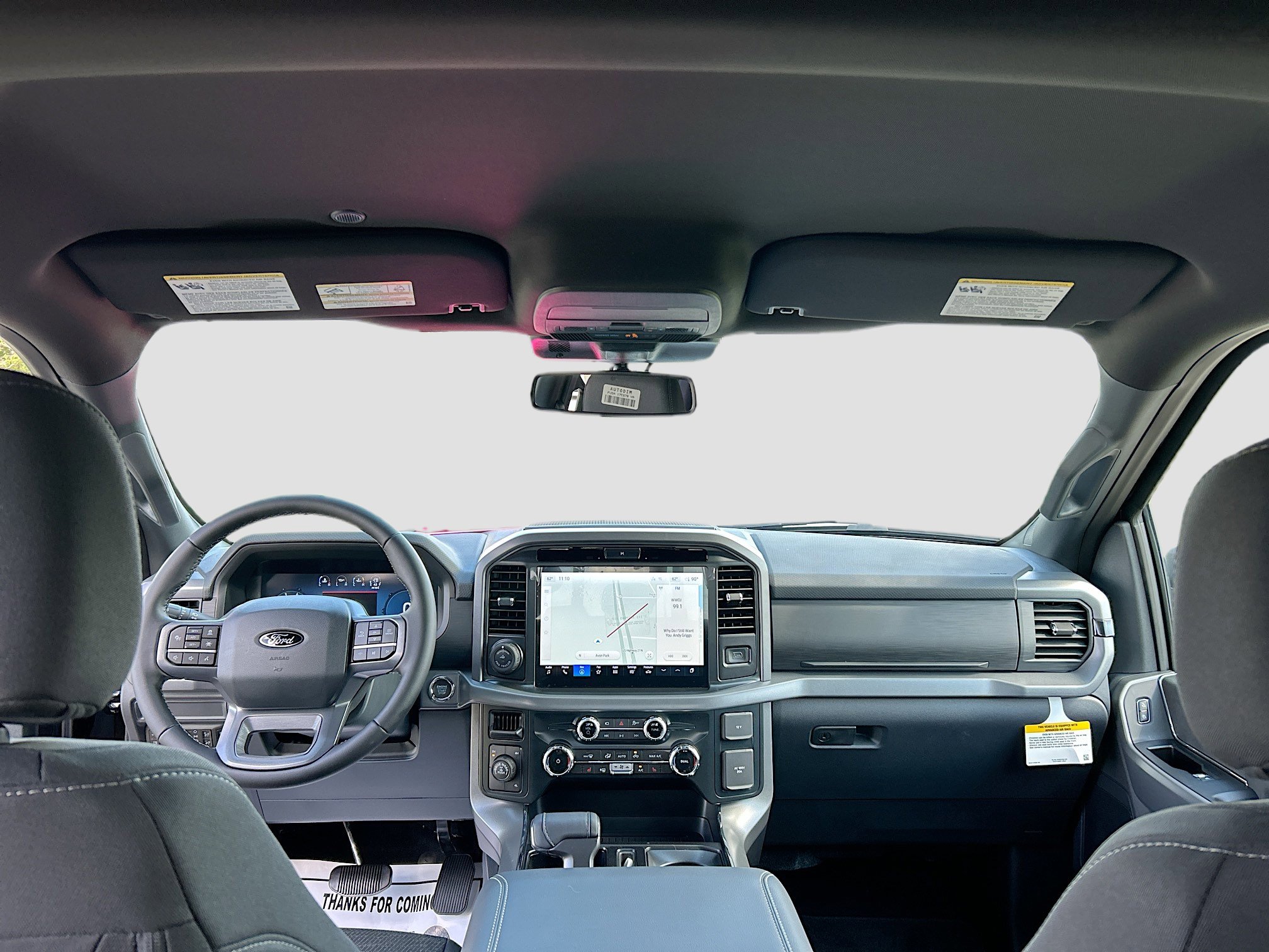 2025 Ford F-150 XLT photo 16