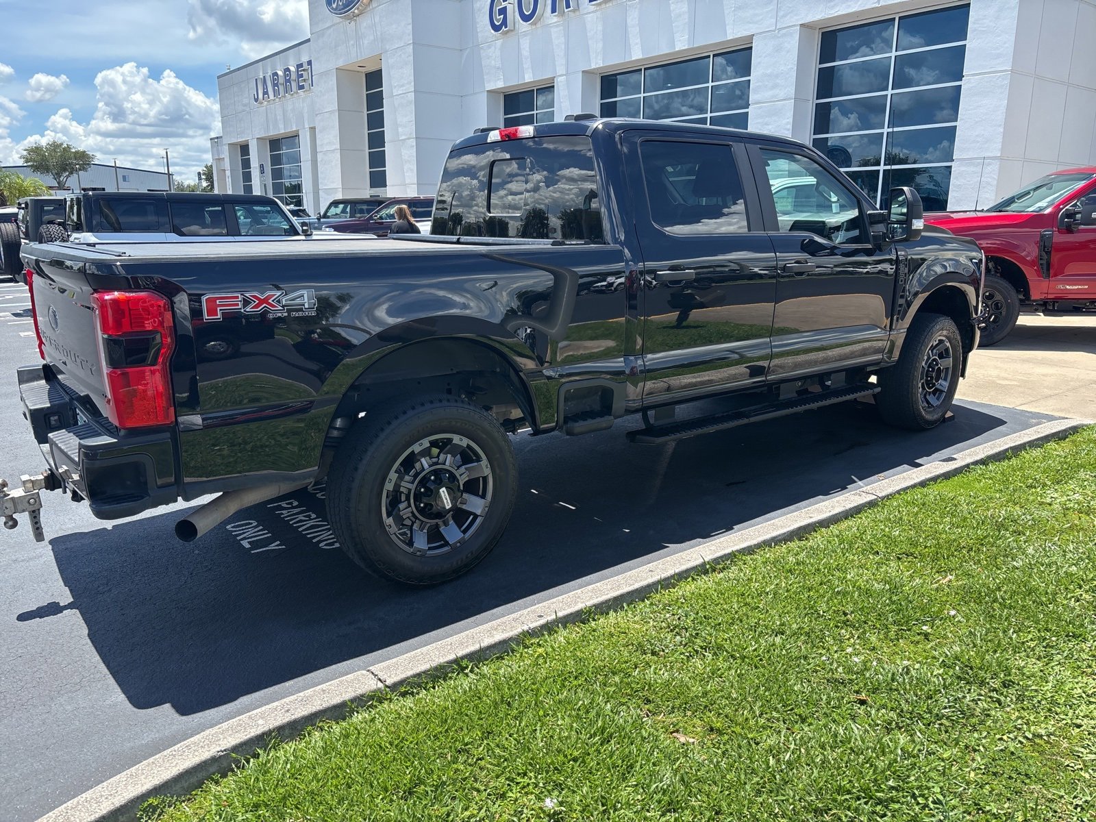 2024 Ford F-250 XL photo 4