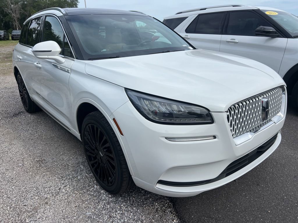 2022 Lincoln Corsair Reserve FWD's photo