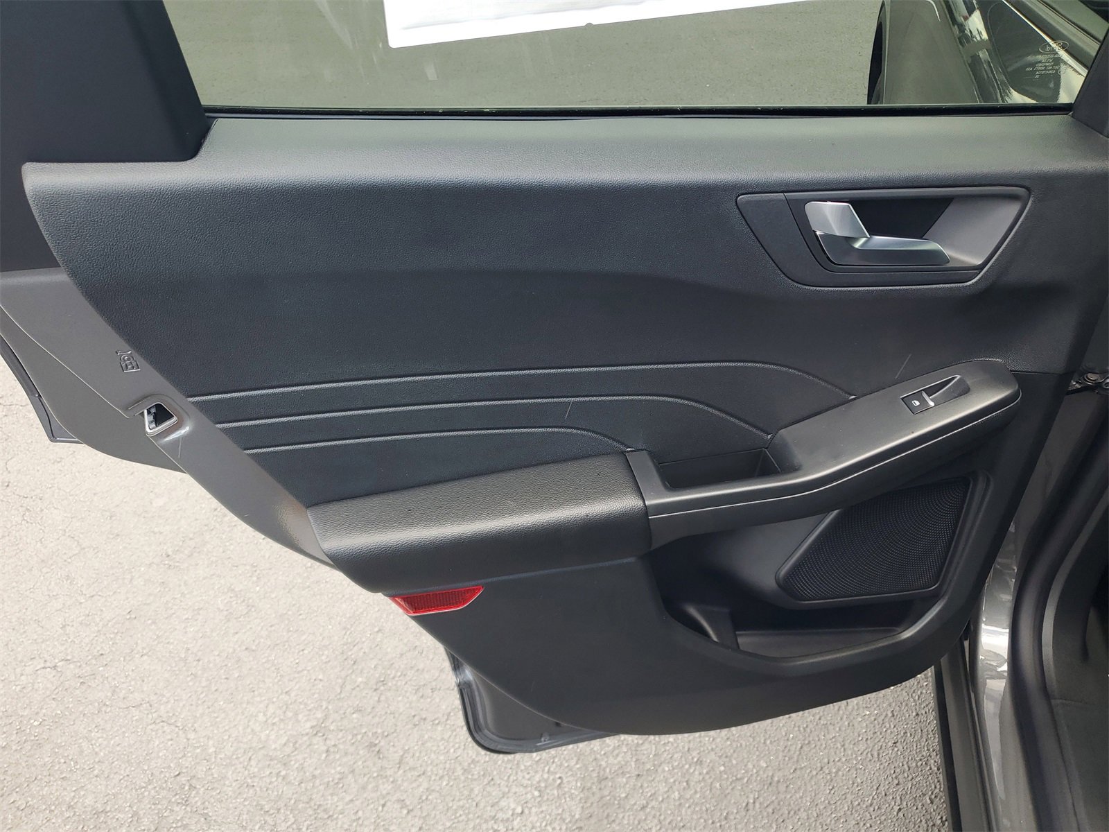 2025 Ford Escape ST-Line photo 7