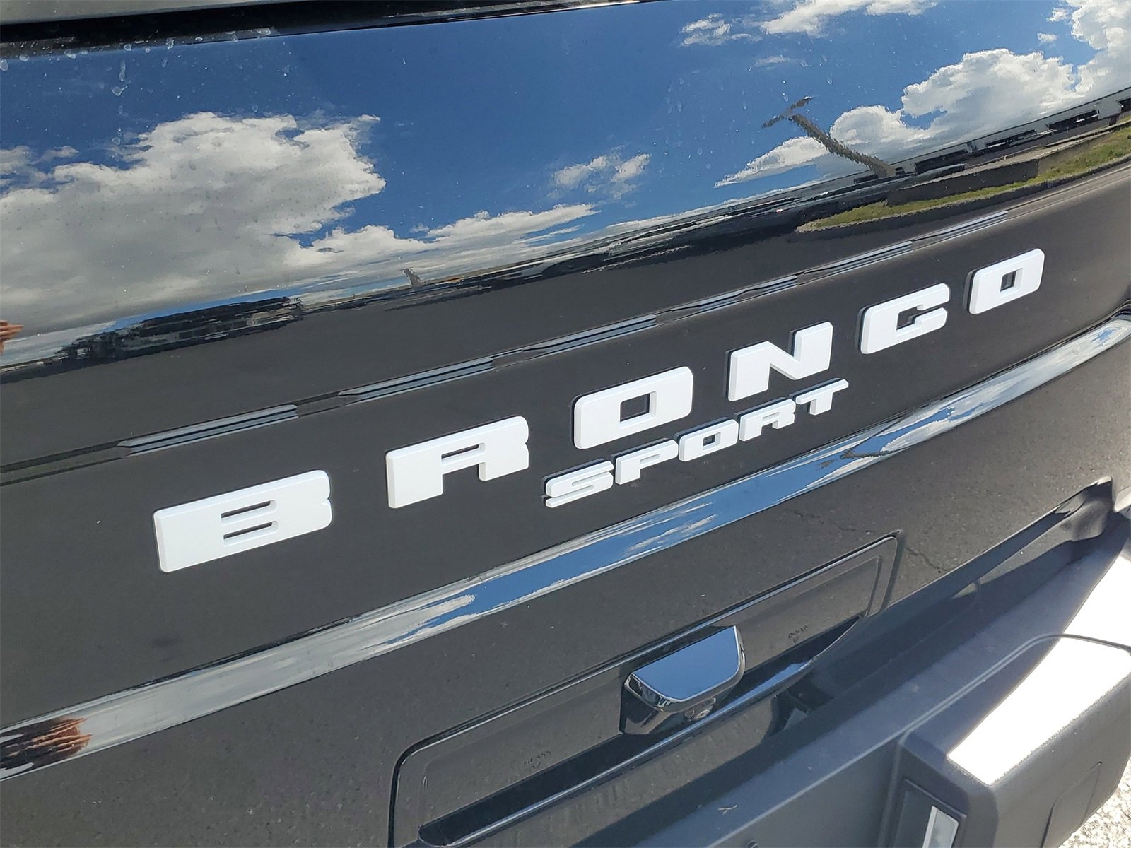 2025 Ford Bronco Sport Big Bend photo 2