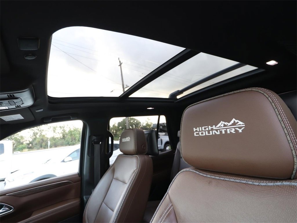 2021 Chevrolet Tahoe High Country photo 3