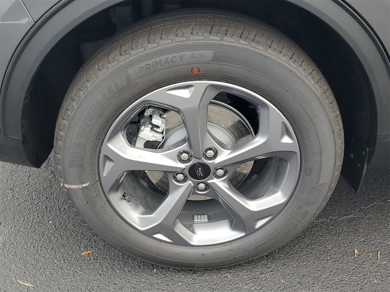 2025 Ford Escape ST-Line photo 2