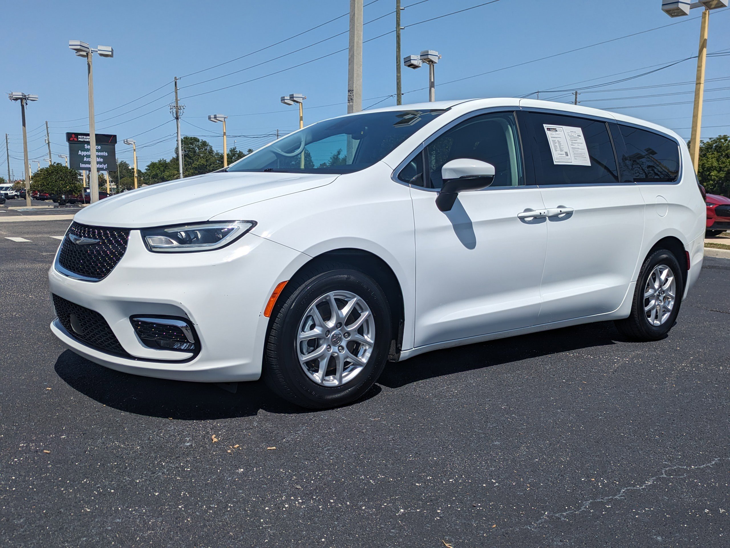 Used 2023 Chrysler Pacifica Touring L with VIN 2C4RC1BGXPR566858 for sale in Seminole, FL