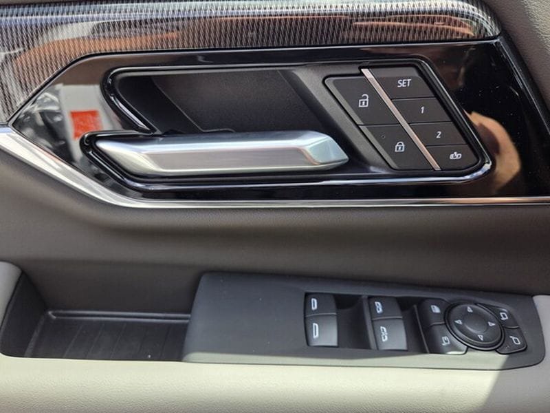 2026 GMC Yukon XL Elevation - Photo 19