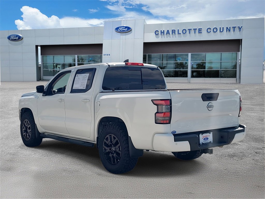 2023 Nissan Frontier SV photo 3