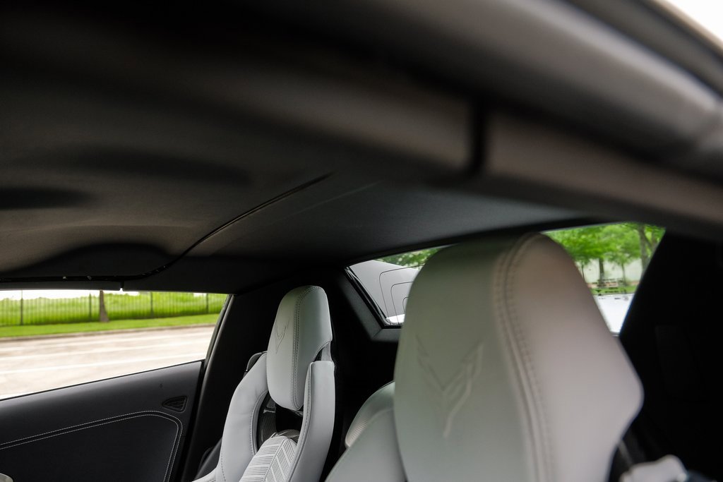2024 Chevrolet Corvette 2LT photo 35