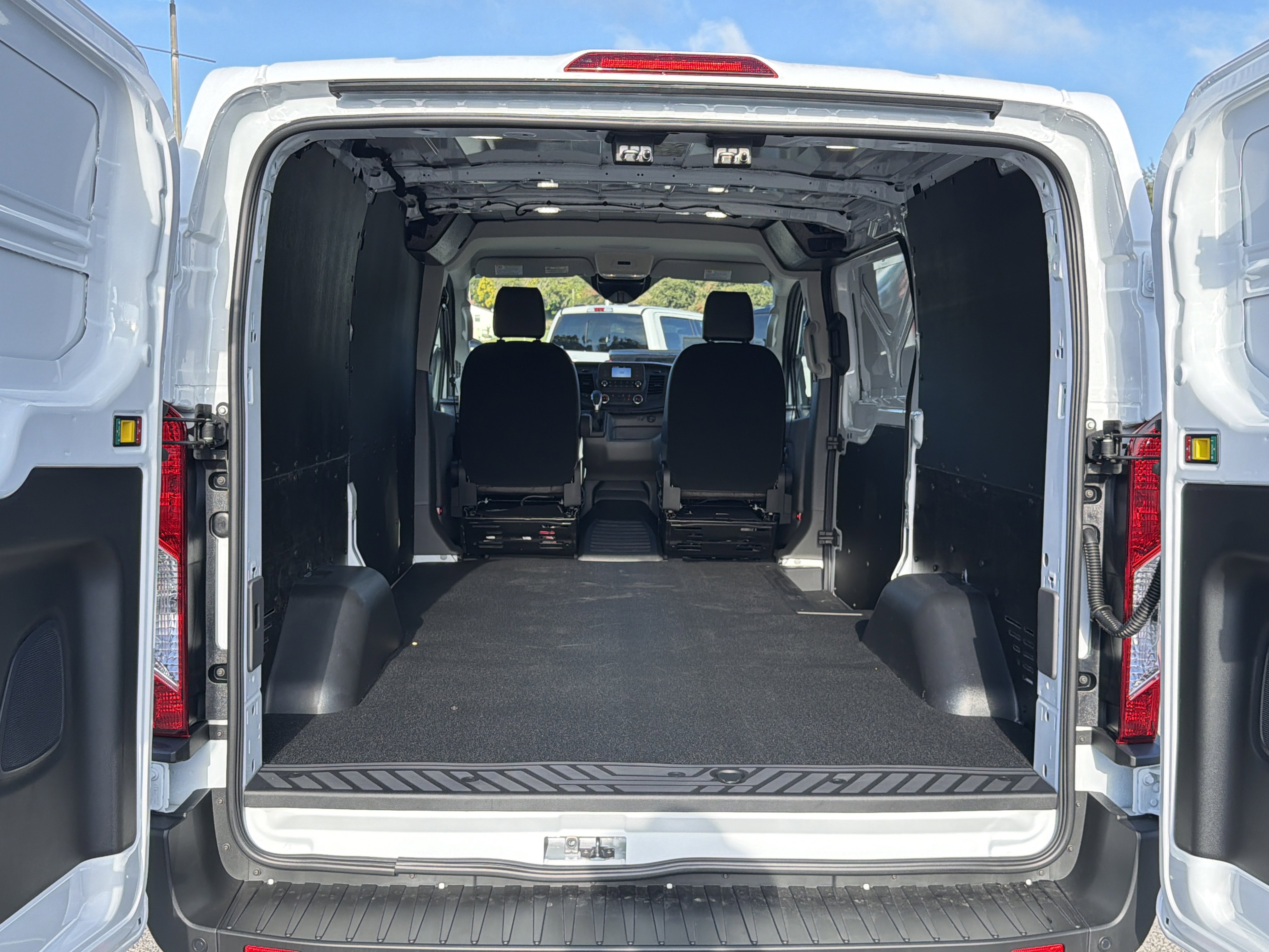 2025 Ford Transit Cargo Van photo 2