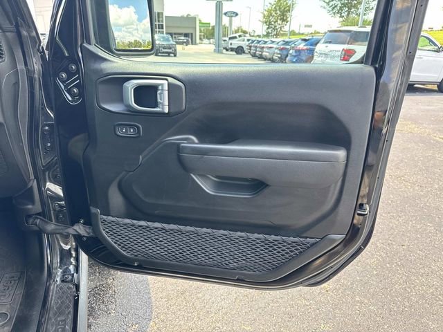 2023 Jeep Gladiator Mojave photo 13