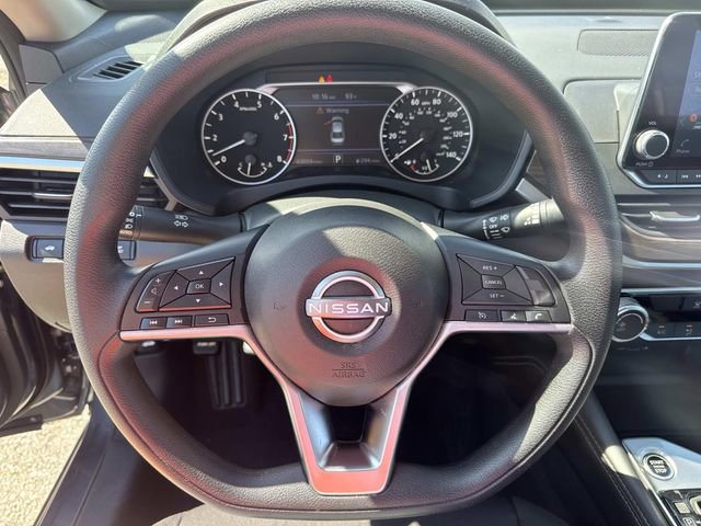 2023 Nissan Altima 2.5 SV photo 19