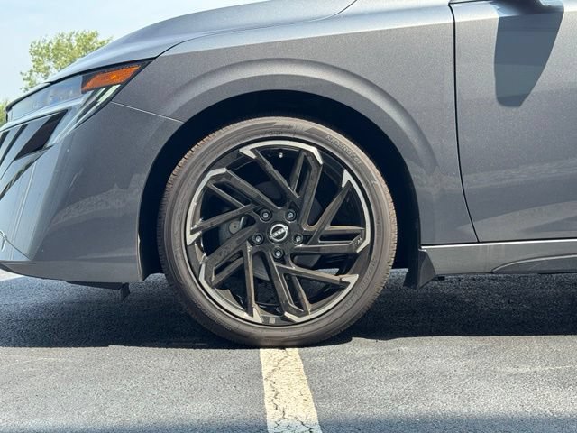 2026 Nissan Sentra SR - Photo 13