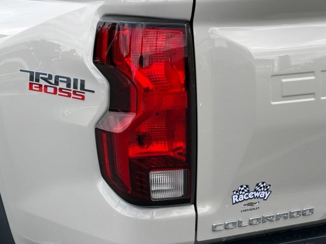 2026 Chevrolet Colorado Trail Boss - Photo 18