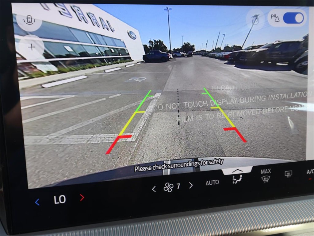 2026 Ford Explorer photo 4