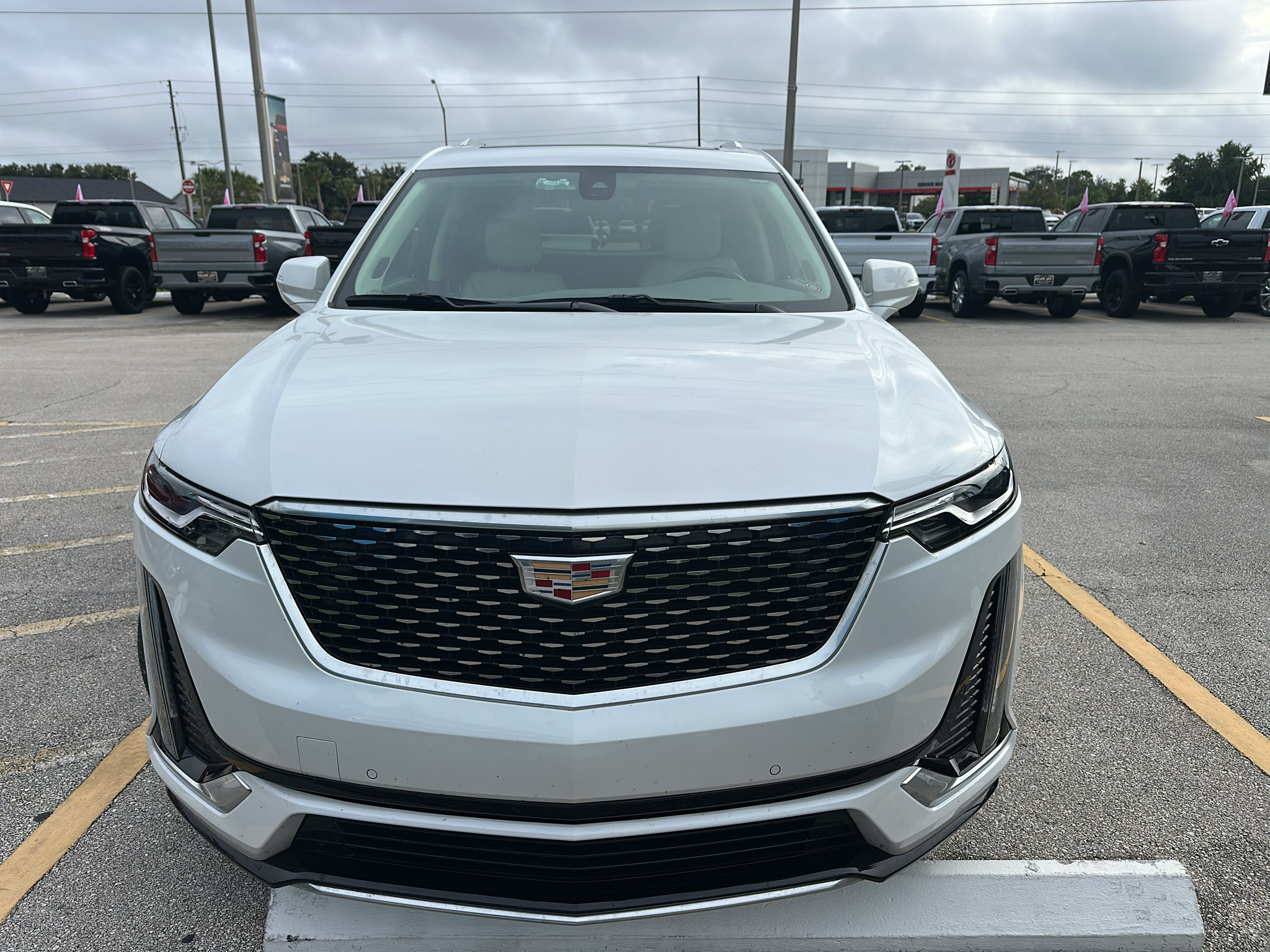 2025 Cadillac XT6 FWD Premium Luxury
