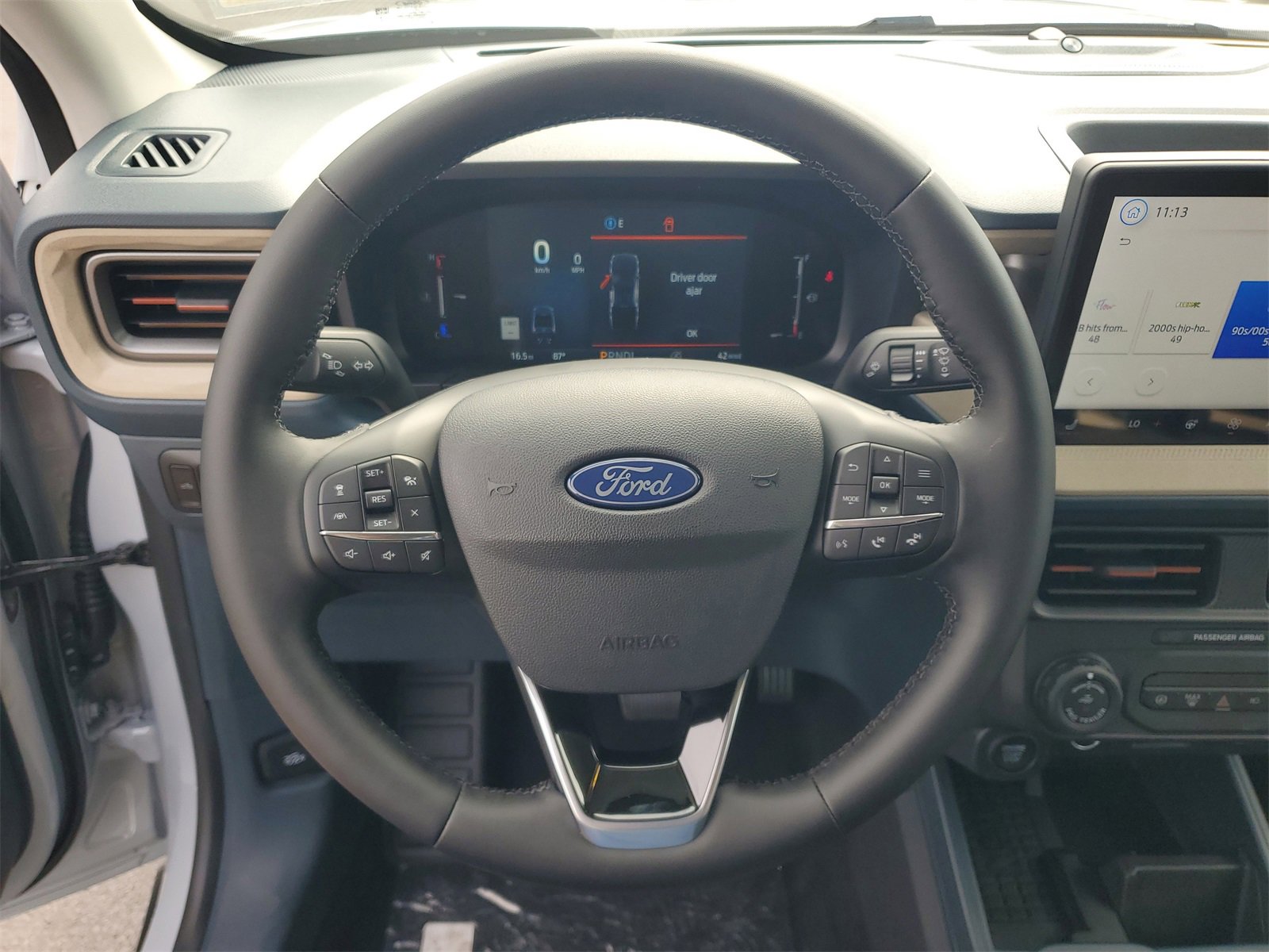 2025 Ford Maverick Lariat photo 13
