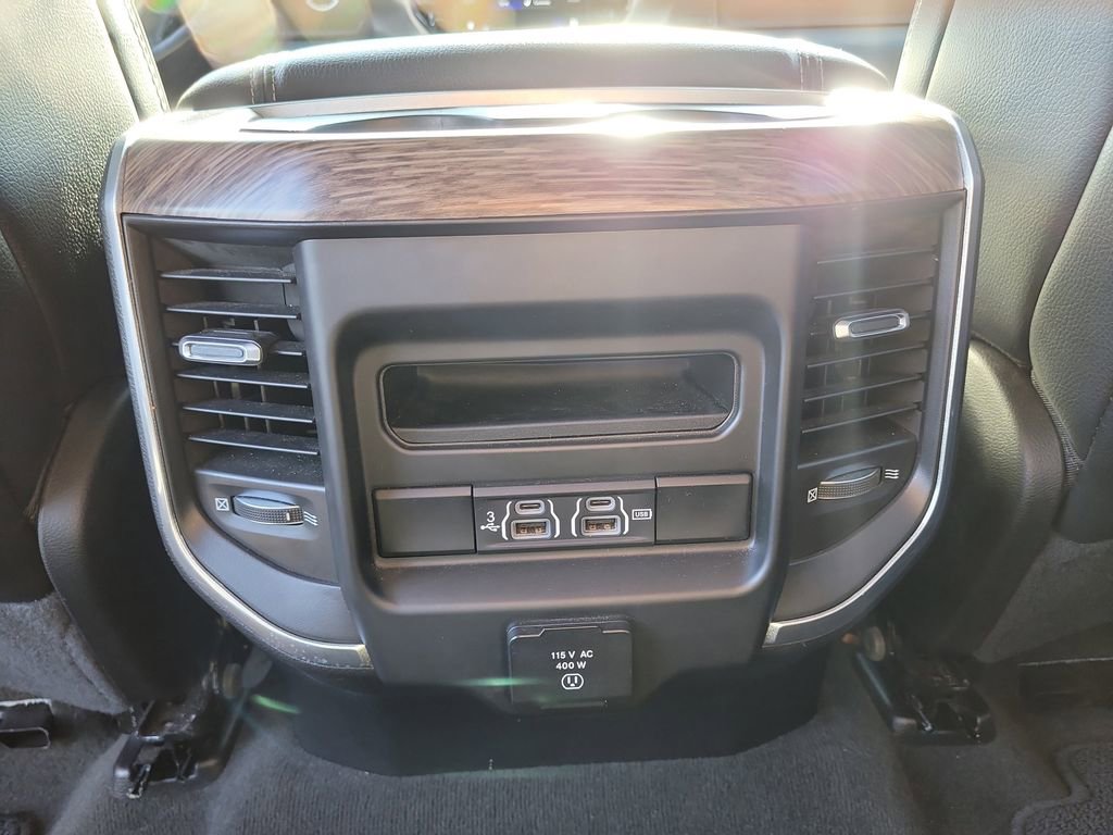 2020 Ram 1500 Laramie photo 11