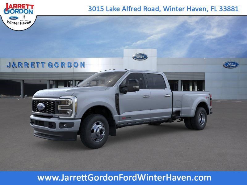 2026 Ford F-350 Platinum 4x4 Crew Cab 8' Box DRW's photo