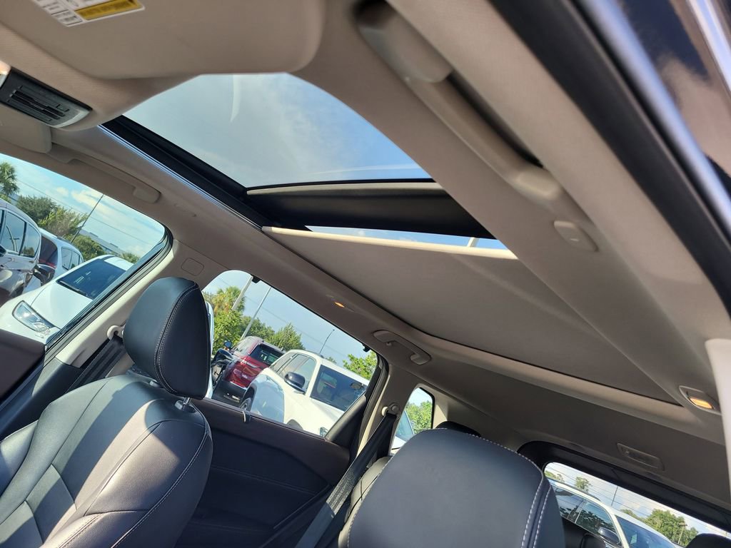 2023 Nissan Rogue SL photo 17