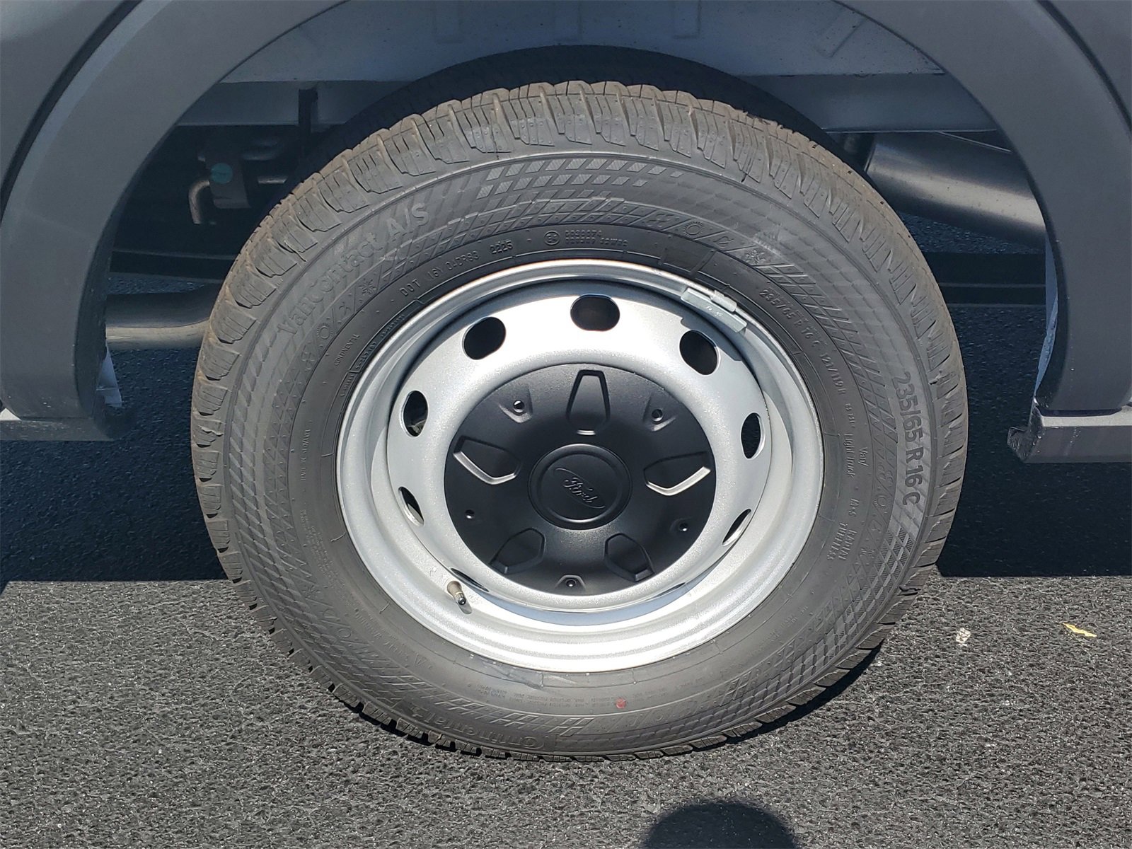 2025 Ford Transit Passenger XL photo 3