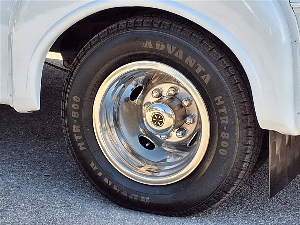 2016 Ford E-Series Cutaway Base - Photo 46