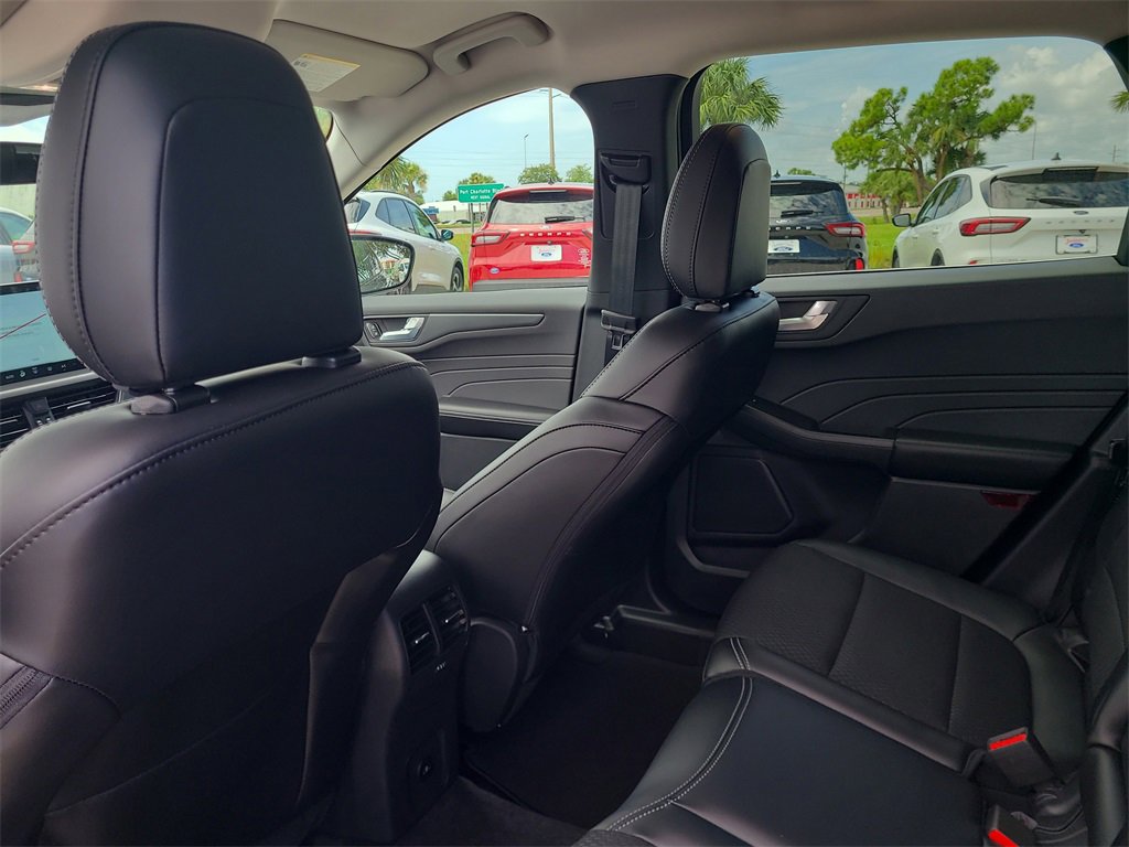 2025 Ford Escape Plug-In Hybrid photo 10