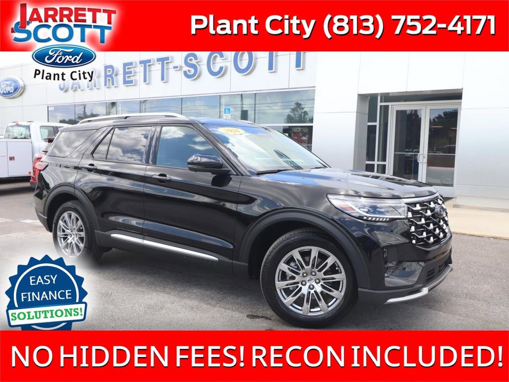 2026 Ford Explorer Platinum's photo