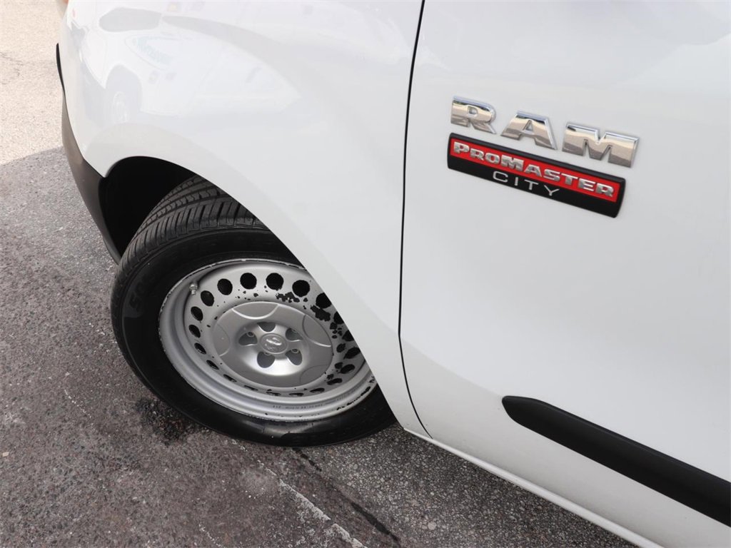 2017 Ram ProMaster City Tradesman photo 2