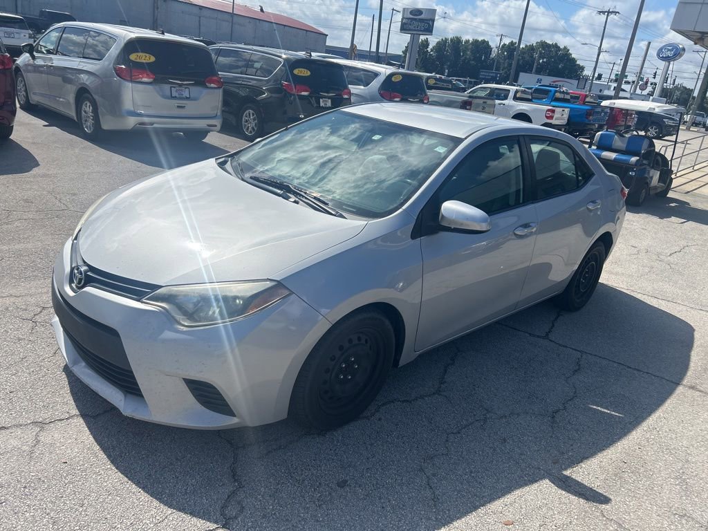 2014 Toyota Corolla's photo