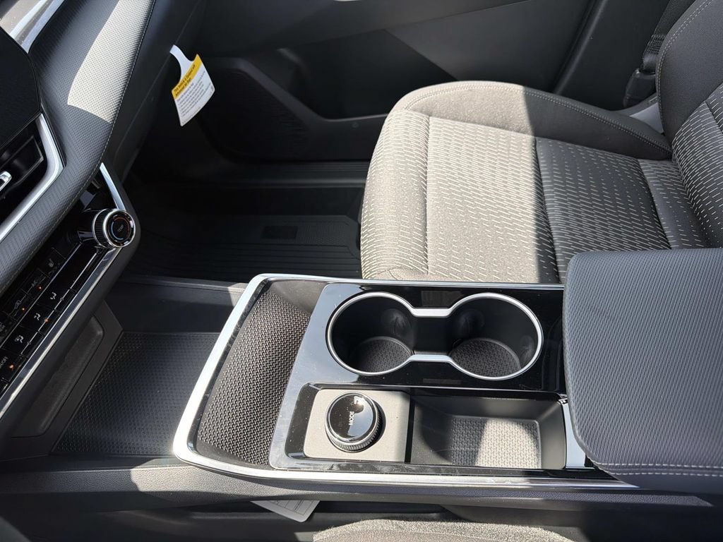 2026 Chevrolet Equinox LT - Photo 29