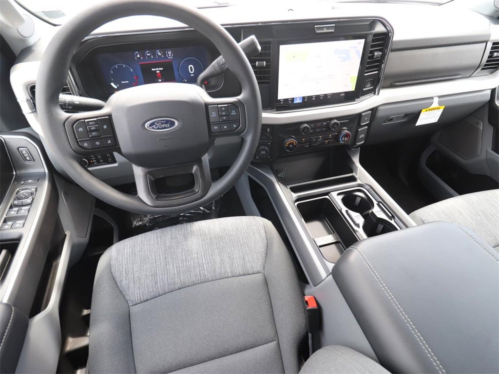 2026 Ford F-250 XLT photo 4