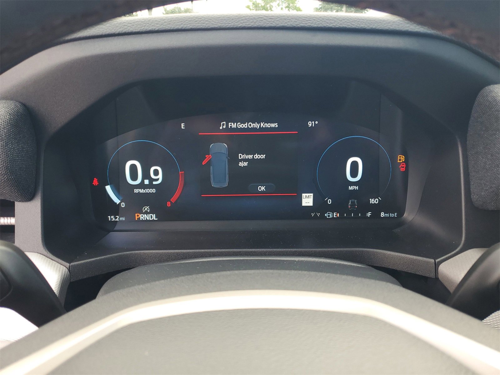 2025 Ford Explorer photo 22