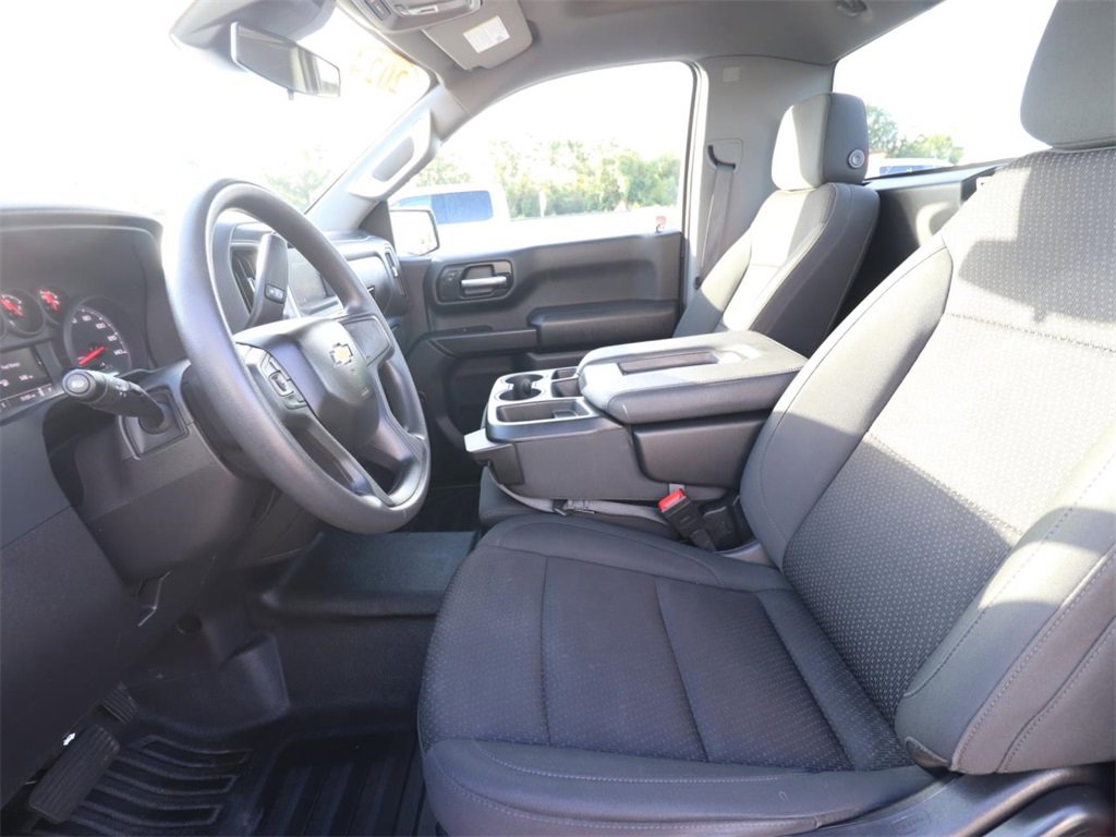 2024 Chevrolet Silverado 1500 Work Truck photo 2