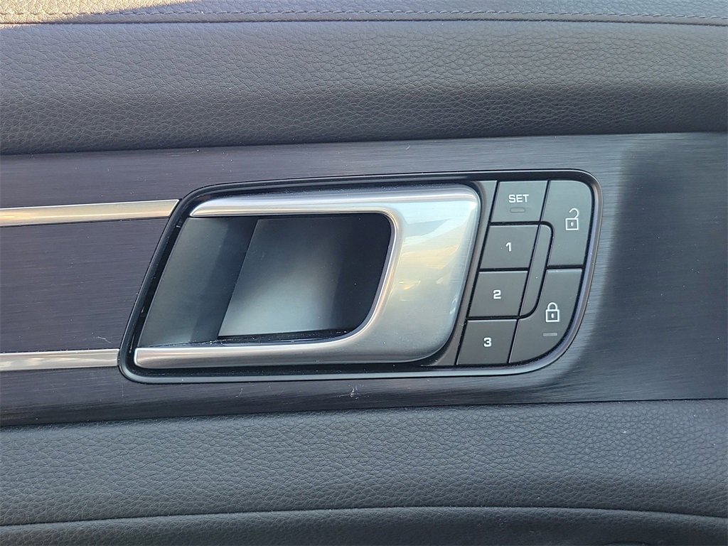 View 25