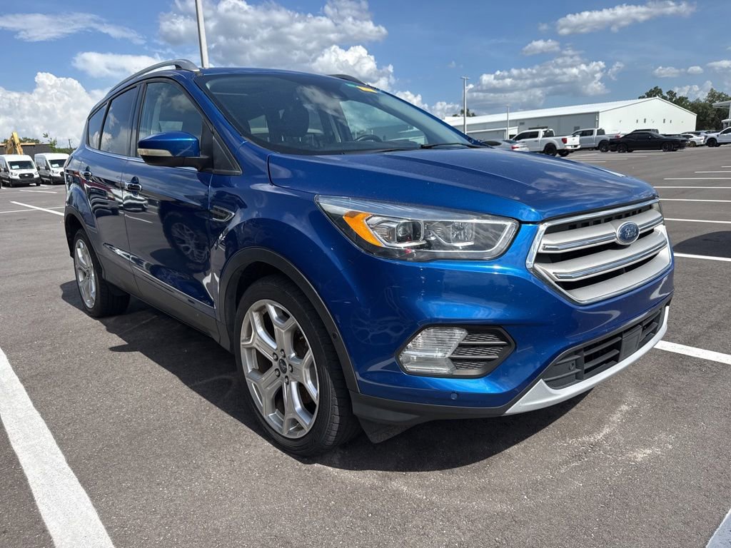 2019 Ford Escape Titanium's photo