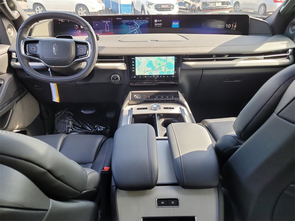 2025 Lincoln Navigator Reserve photo 13