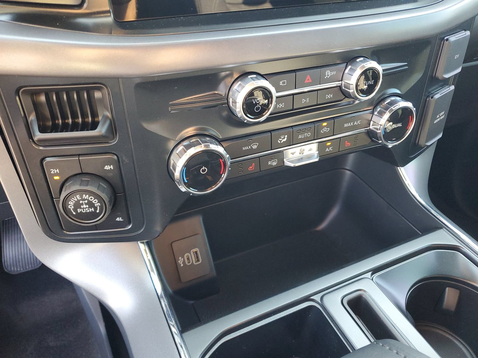 2026 Ford F-150 XLT - Photo 25