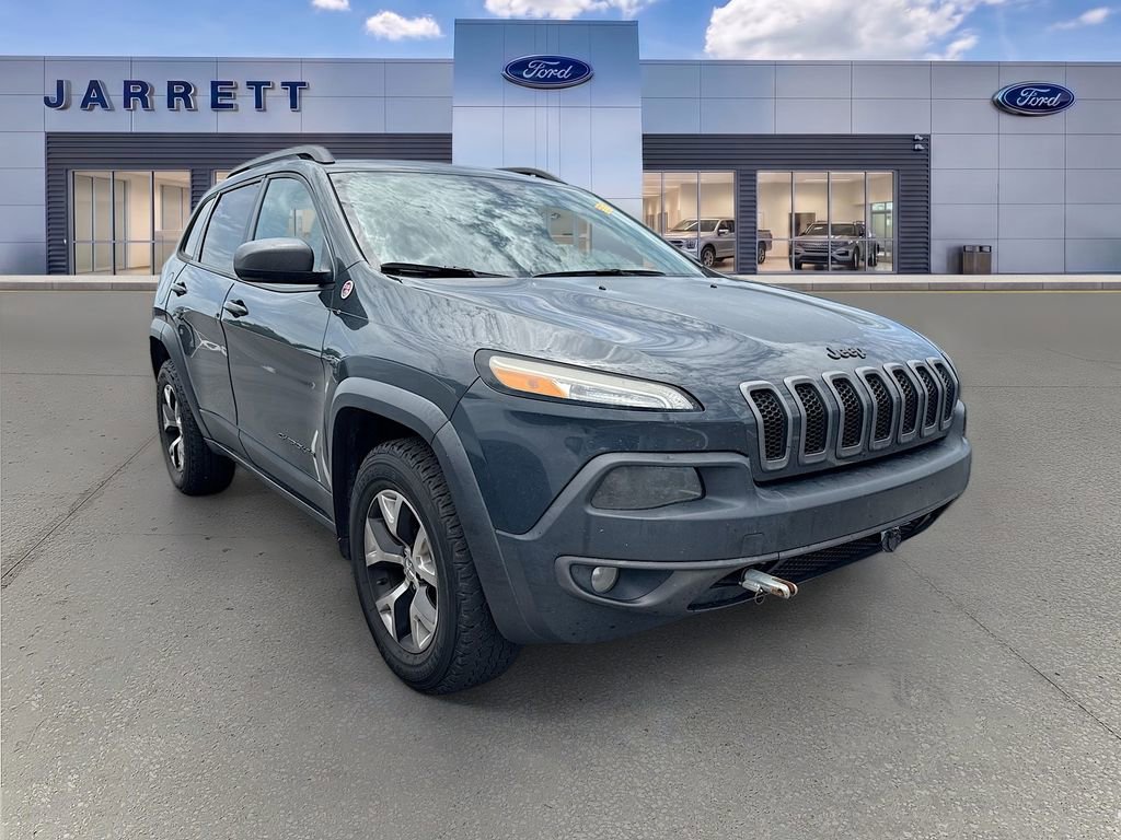 Used 2016 Jeep Cherokee Trailhawk with VIN 1C4PJMBBXGW311394 for sale in Dade City, FL