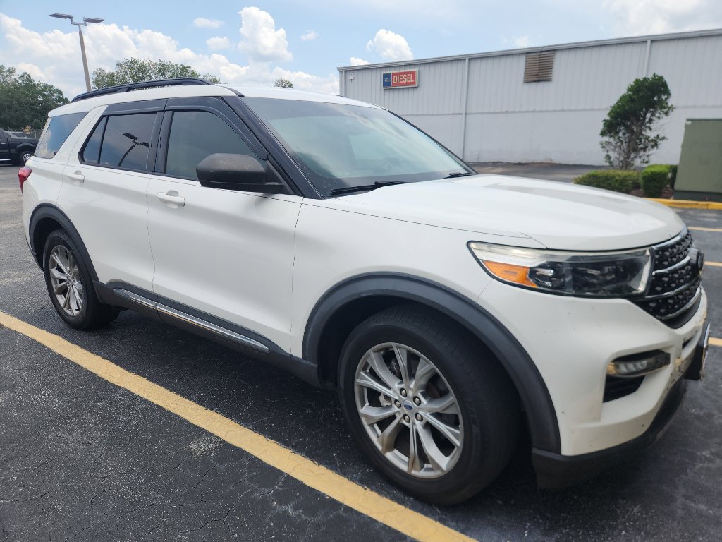 2020 Ford Explorer XLT RWD's photo