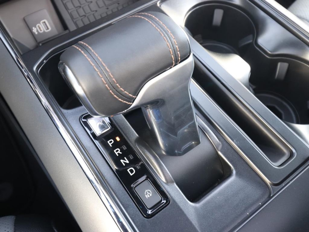 2025 Ford F-150 Lightning Lariat - Photo 22