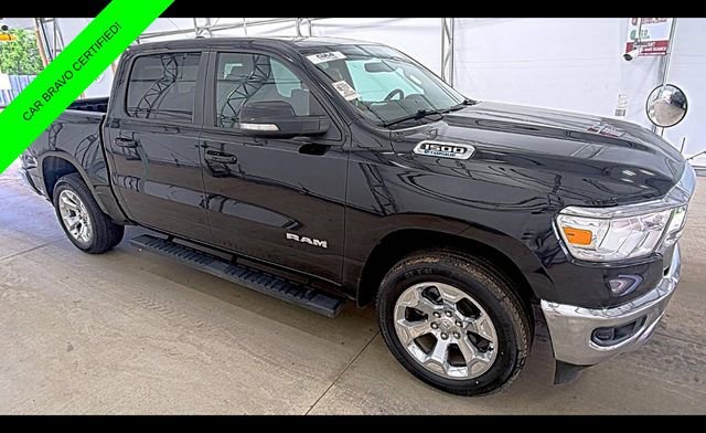 2022 RAM 1500 Big Horn/Lone Star 4x4 Crew Cab 5'7's photo
