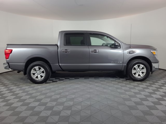Used 2017 Nissan Titan SV with VIN 1N6AA1EJ7HN564460 for sale in Brighton, CO